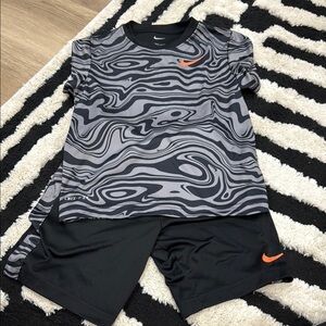 Nike Black and Gray Swirl T-Shirt and Shorts Set